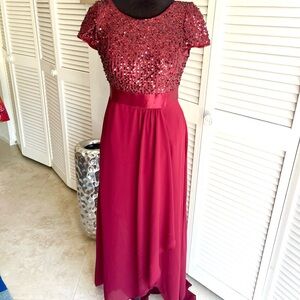 Elegant Red Sequin Evening Dress